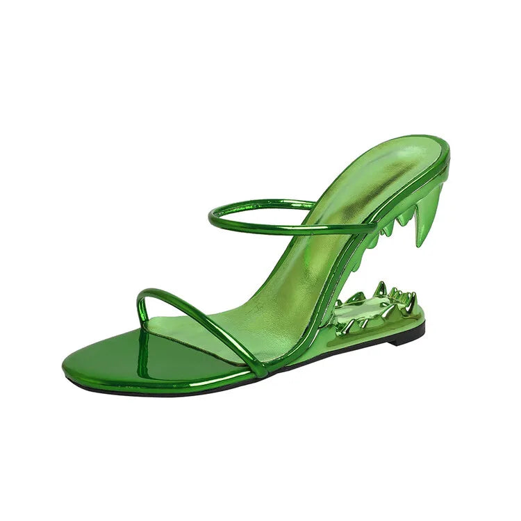 2026 Big Gold Chain Peep Toe Tiger Teeth Heel Sandals 2024 New Fashion Silvery Beach Party Outdoors Women's Slippers Size 35-43